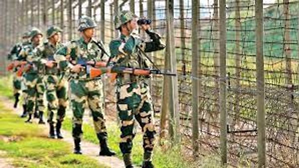 ಗಡಿ ಭದ್ರತಾ ಪಡೆಯ(BSF)ನಲ್ಲಿ ಖಾಲಿ ಇರುವ ವಿವಿಧ ಹುದ್ದೆಗಳ ನೇಮಕಾತಿಗಾಗಿ ಅರ್ಜಿ ಆಹ್ವಾನ l ಕೂಡಲೇ ಅರ್ಜಿ ಸಲ್ಲಿಸಿ