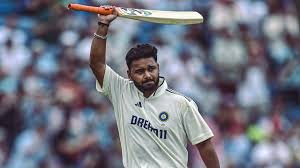 ಟೆಸ್ಟ್ ಪಂದ್ಯಗಳ ಎರಡೂ ಇನ್ನಿಂಗ್ಸ್‌ಗಳಲ್ಲಿ ಶತಕ ಬಾರಿಸಿದ ಮೊದಲ ಭಾರತೀಯ ಕೀಪರ್ ರಿಷಭ್  ಪಂತ್