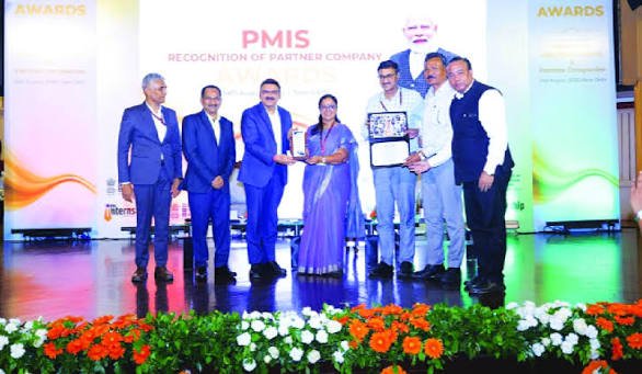 POWERGRID ಗೆ PMIS ಪಾಲುದಾರ ಸಂಸ್ಥೆ ಪ್ರಶಸ್ತಿ (PMIS Partner Company Award)