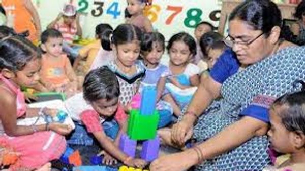 ವಿಜಯನಗರ ಜಿಲ್ಲೆಯಲ್ಲಿ ಖಾಲಿ ಇರುವ ಹುದ್ದೆಗಳಿಗೆ SSLC ಪಾಸಾದ ಮಹಿಳಾ ಅಭ್ಯರ್ಥಿಗಳಿಂದ ಅರ್ಜಿ ಆಹ್ವಾನ