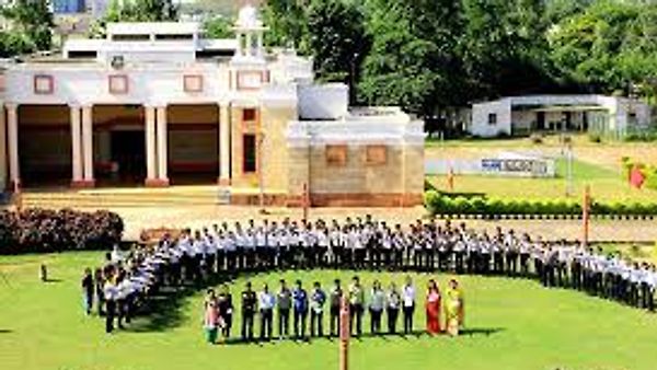 ಭಾರತೀಯ ಪ್ರವಾಸೋದ್ಯಮ ಮತ್ತು ಪ್ರಯಾಣ ನಿರ್ವಹಣೆ ಸಂಸ್ಥೆಯಲ್ಲಿ ಖಾಲಿ ಇರುವ ಹುದ್ದೆಗಳ ಭರ್ತಿಗೆ ಅರ್ಜಿ ಆಹ್ವಾನ