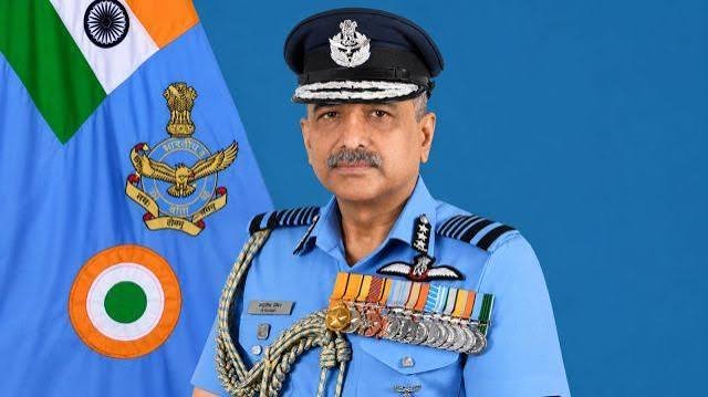 ಭಾರತೀಯ ವಾಯುಪಡೆಯ ನೂತನ ಮುಖ್ಯಸ್ಥರಾಗಿ ಏರ್ ಮಾರ್ಷಲ್ ಅಶುತೋಷ್ ದೀಕ್ಷಿತ್ ನೇಮಕ