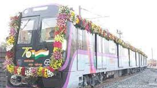'ಅಲ್ಯೂಮಿನಿಯಂ'ನಿಂದ ತಯಾರಾಗಿರುವ ದೇಶದ ಮೊದಲ "ಲಘು ತೂಕದ ರೈಲು"ಗೆ ಚಾಲನೆ