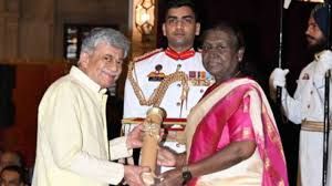 "ಪದ್ಮಭೂಷಣ ಪ್ರಶಸ್ತಿಗೆ ಡಾ. ಅನಂತನಾಗ್ ಗೌರವಾನ್ವಿತ ಪುರಸ್ಕಾರ"   1/2