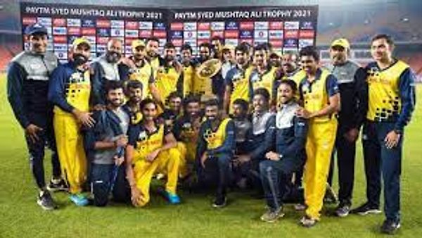 ಸಯ್ಯದ ಮುಸ್ತಾಕ ಅಲಿ ಟಿ20 ಚಾಂಪಿಯನ್ ಟ್ರೋಫಿ ಗೆದ್ದುಬಿಗಿದ ತಮಿಳುನಾಡು