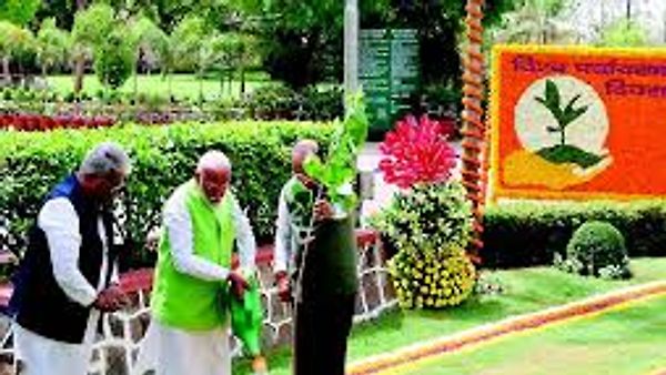 ಪ್ರಧಾನಿ ನರೇಂದ್ರ ಮೋದಿ ಅವರಿಂದ ‘ಏಕ್ ಪೆಡ್ ಮಾ ಕೆ ನಾಮ್’ ಅಭಿಯಾನಕ್ಕೆ ಚಾಲನೆ