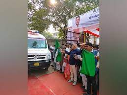 ‘ಡಾಕ್ಟರ್ ಆಪ್ಕೆ ದ್ವಾರ್’ ಮೊಬೈಲ್ ಹೆಲ್ತ್ ಕ್ಲಿನಿಕ್‌ಗಳನ್ನು ಉದ್ಘಾಟಿಸಿದ  ಕೇಂದ್ರ ಸಚಿವ ಆರ್.ಕೆ ಸಿಂಗ್