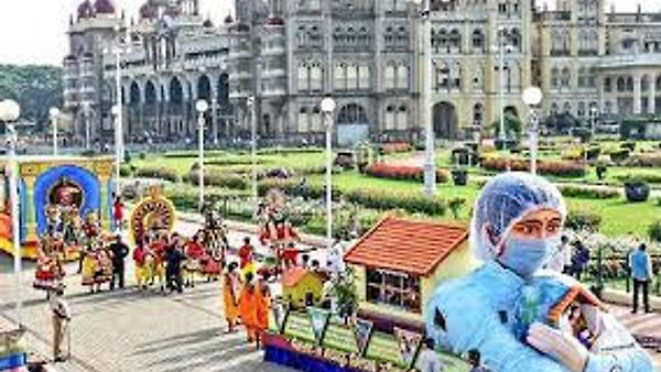 ವಿಶ್ವ ವಿಖ್ಯಾತ ಐತಿಹಾಸಿಕ ದಸರಾ ಜಂಬೂಸವಾರಿ ಯಶಸ್ವಿ