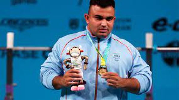 ಕಾಮನ್ ವೆಲ್ತ್ ಕ್ರೀಡಾಕೂಟದ ಪುರುಷರ ಹೇವಿವೇಟ್ ಪ್ಯಾರಾ ಪವರ್ ಲಿಫ್ಟಿಂಗ್ ನಲ್ಲಿ ಚಿನ್ನದ ಪದಕ ಗೆದ್ದ ಸುಧೀರ್