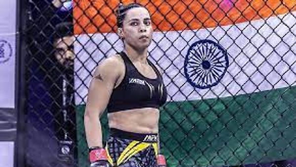 UFC ಪಂದ್ಯ ಗೆದ್ದು ದಾಖಲೆ ಬರೆದ ಭಾರತೀಯೆ ಪೂಜಾ ತೋಮರ್