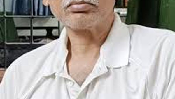 ವ್ಯಂಗ್ಯಚಿತ್ರಕಾರ ಸುರೇಂದ್ರ ಅವರಿಗೆ 'ಬಾರ್ಟನ್ಸ್ ಜೀವಮಾನ ಸಾಧನೆ’ ಪ್ರಶಸ್ತಿ