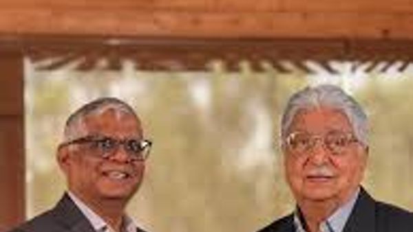 ಉದ್ಯಮಿ ಐಎಸ್‌ಬಿ ಅಜಿಂ ಪ್ರೇಮ್ಜಿಯವರಿಗೆ ರಿಸರ್ಚ್ ಕ್ಯಾಟಲಿಸ್ಟ್ ಪ್ರಶಸ್ತಿ ಪ್ರಧಾನ