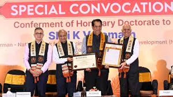ಕೆ.ವಿ.ಕಾಮತ್ ಅವರಿಗೆ ಮಾಹೆ ಗೌರವ ಡಾಕ್ಟರೇಟ್ ಪ್ರಧಾನ