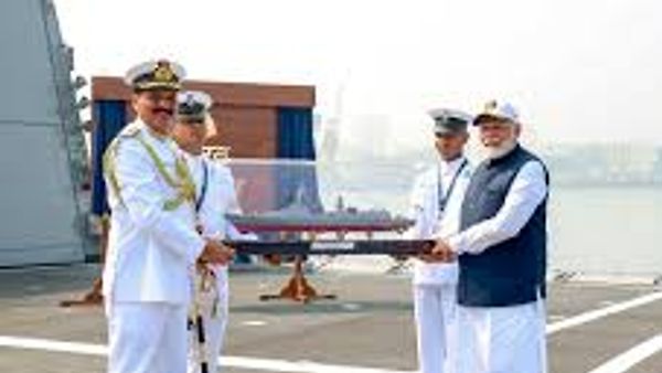 Indian Navy: ನೌಕಾ ಸೇನೆಗೆ 3 ಹೊಸ ಸ್ವದೇಶಿ ಯುದ್ಧನೌಕೆ ಸಮರ್ಪಣೆ