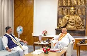 ಕೇಂದ್ರ ಸಚಿವರನ್ನು ಭೇಟಿ ಮಾಡಿದ ಸಿಎಂ ಡಿ.ಕೆ. ಶಿವಕುಮಾರ್: ಕರ್ನಾಟಕದ ಪ್ರಮುಖ ನೀರಾವರಿ ಹಾಗೂ ಭದ್ರತಾ ಯೋಜನೆಗಳಿಗೆ ಹಕ್ಕೊತ್ತಾಯ!
