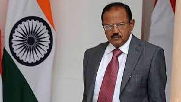 ರಾಷ್ಟ್ರೀಯ ಭದ್ರತಾ ಸಲಹೆಗಾರರಾಗಿ ಅಜಿತ್ ದೋವಲ್ ಮರುನೇಮಕ