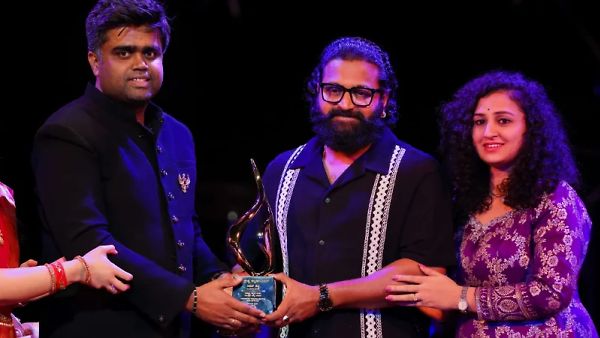 ವಾಷಿಂಗ್ಟನ್ ನಗರದಲ್ಲಿ ರಿಷಬ್ ಶೆಟ್ಟಿಗೆ 2023ರ ‘ವಿಶ್ವ ಶ್ರೇಷ್ಠ ಕನ್ನಡಿಗ’ ಪ್ರಶಸ್ತಿ