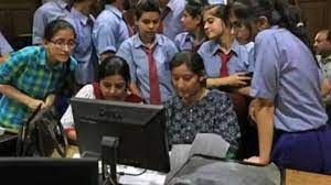 CBSE-NPCI ವಿದ್ಯಾರ್ಥಿಗಳಿಗೆ ಆರ್ಥಿಕ ಸಾಕ್ಷರತಾ ಪಠ್ಯಕ್ರಮವನ್ನು ಆರಂಭಿಸಿದೆ.