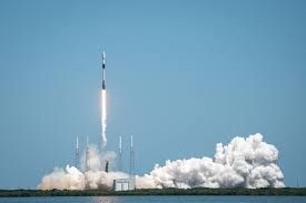 ಸ್ಪೇಸ್‌ಎಕ್ಸ್(SpaceX) ಬ್ಲ್ಯಾಕ್‌ಸ್ಕಿ(Blacksky), ಸ್ಟಾರ್‌ಲಿಂಕ್ ಉಪಗ್ರಹಗಳನ್ನು ಹೊತ್ತ ರಾಕೆಟ್'ನ್ನು ಉಡಾವಣೆ ಮಾಡಿದೆ