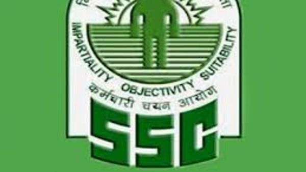 ಸ್ಟಾಫ್ ಸೆಲೆಕ್ಷನ್ ಕಮಿಷನ್(SSC) ಜ್ಯೂನಿಯರ್ ಇಂಜಿನಿಯರ್ (ಸಿವಿಲ್, ಇಲೆಕ್ಟ್ರಿಕಲ್, ಮೆಕ್ಯಾನಿಕಲ್ ಮತ್ತು ಕ್ವಾಂಟಿಟಿ ಸರ್ವೇಯಿಂಗ್ ಮತ್ತು ಕಾಂಟ್ರ್ಯಾಕ್ಟ್) ಹುದ್ದೆಗಳ ನೇಮಕಾತಿಗೆ ಅರ್ಜಿ ಆಹ್ವಾನಿಸಿದೆ.