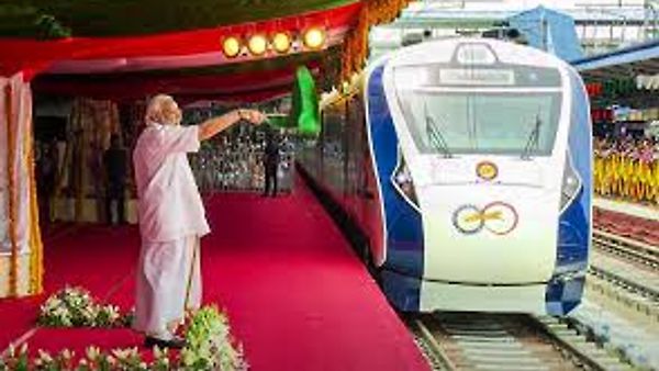 ಮೂರೂ ವಂದೇ ಭಾರತ್ ವೇಗದೂತ ರೈಲುಗಳಿಗೆ ಪ್ರಧಾನಿ ಮೋದಿ ಚಾಲನೆ