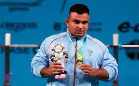 ಕಾಮನ್ ವೆಲ್ತ್ ಕ್ರೀಡಾಕೂಟದ ಪುರುಷರ ಹೇವಿವೇಟ್ ಪ್ಯಾರಾ ಪವರ್ ಲಿಫ್ಟಿಂಗ್ ನಲ್ಲಿ ಚಿನ್ನದ ಪದಕ ಗೆದ್ದ ಸುಧೀರ್