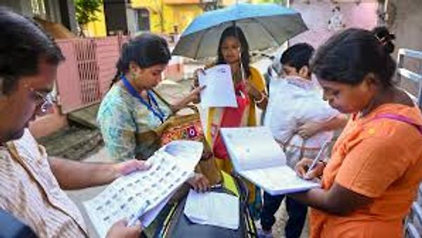 ಚುನಾವಣಾ ಆಯೋಗದಿಂದ 16 ರಾಜ್ಯಗಳಲ್ಲಿ 3ನೇ ಹಂತದ 'ವಿಶೇಷ ತೀವ್ರ ಪರಿಷ್ಕರಣೆ' (SIR) ಅಭಿಯಾನಕ್ಕೆ ಚಾಲನೆ