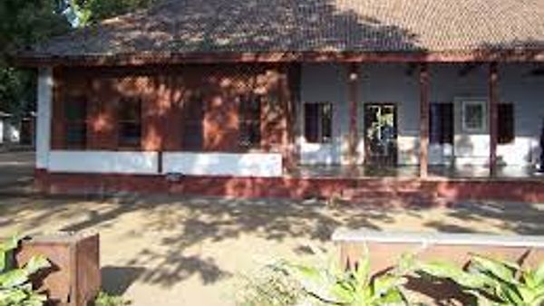 ಸಾಬರಮತಿ: 'ಅಕ್ಷರ' ವಿಹಾರ ನೌಕೆಗೆ ಚಾಲನೆ