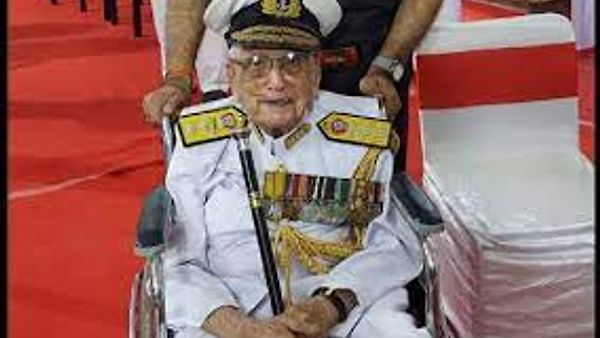 ಭಾರತೀಯ ನೌಕಾಪಡೆಯ ವೈಸ್ ಅಡ್ಮಿರಲ್ ಎಸ್‌.ಹೆಚ್ ಶರ್ಮಾ ನಿಧನ