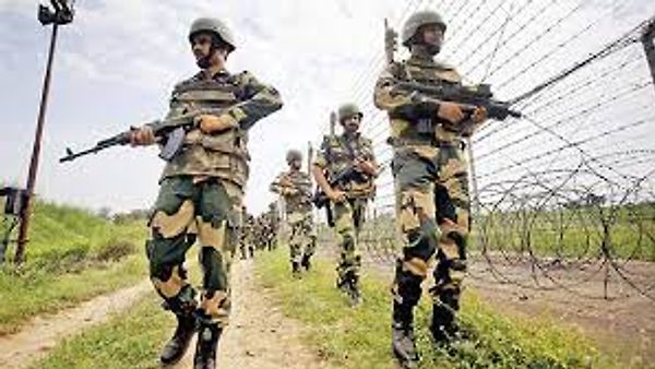 ಗಡಿ ಭದ್ರತಾ ಪಡೆ (BSF)ನಲ್ಲಿ ಖಾಲಿ ಇರುವ ವಿವಿಧ ಹುದ್ದೆಗಳ ಭರ್ತಿಗೆ ಅಧಿಸೂಚನೆ ಪ್ರಕಟ | ಕೂಡಲೇ ಅರ್ಜಿ ಸಲ್ಲಿಸಿ