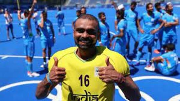 ಅಂತಾರಾಷ್ಟ್ರೀಯ ಹಾಕಿ ಸ್ಟಾರ್‌ ಗೋಲ್‌ ಕೀಪರ್‌ ಪಿ.ಆರ್ ಶ್ರೀಜೇಶ್ ನಿವೃತ್ತಿ ಘೋಷಣೆ