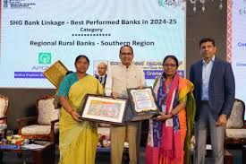 ಕರ್ನಾಟಕ ಗ್ರಾಮೀಣ ಬ್ಯಾಂಕ್‌ಗೆ ರಾಷ್ಟ್ರ ಮಟ್ಟದ ಪ್ರಶಸ್ತಿ: ಸ್ವಸಹಾಯ ಗುಂಪುಗಳ ಸಬಲೀಕರಣಕ್ಕೆ ಸಂದ ಗೌರವ