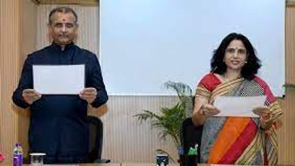 ಸುಮನ್ ಶರ್ಮಾ UPSC ಸದಸ್ಯರಾಗಿ ಪ್ರಮಾಣ ವಚನ ಸ್ವೀಕರ