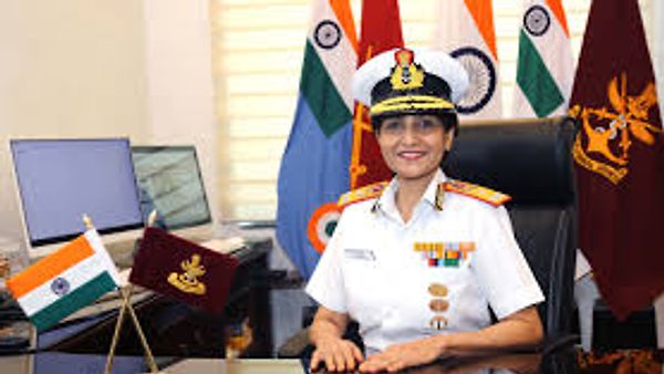 ಸಶಸ್ತ್ರ ಪಡೆಗಳ ವೈದ್ಯಕೀಯ ಸೇವೆಗಳ (ಎಎಫ್ಎಂಎಸ್) ಮಹಾನಿರ್ದೇಶಕರಾಗಿ ಆರತಿ ನೇಮಕ