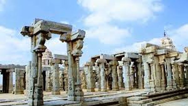 ಲೇಪಾಕ್ಷಿ ದೇವಾಲಯ ವಿಶ್ವ ಪಾರಂಪರಿಕ ತಾಣಗಳ ತಾತ್ಕಾಲಿಕ ಪಟ್ಟಿಗೆ