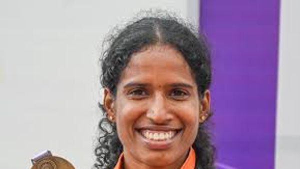 ಪಿ ಟಿ ಉಷಾ ದಾಖಲೆ ಮುರಿದ ಆರ್.ವಿದ್ಯಾ ರಾಮರಾಜ್