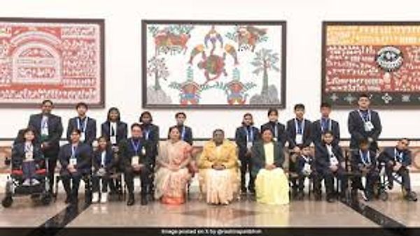 ರಾಷ್ಟ್ರಪತಿಗಳಿಂದ 17 ಮಕ್ಕಳಿಗೆ ಪ್ರಧಾನ ಮಂತ್ರಿ ರಾಷ್ಟ್ರೀಯ ಬಾಲ ಪುರಸ್ಕಾರ ಪ್ರದಾನ