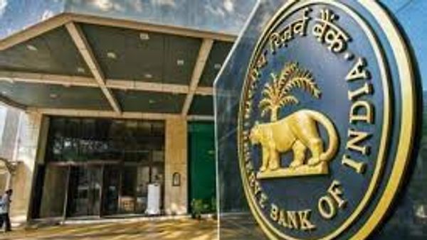 RBI ಯಿಂದ ರೆಪೋ ದರ 5.15 ರಿಂದ 4.4ಕ್ಕೆ ಇಳಿಕೆ
