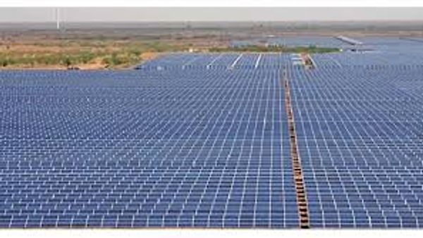 ಪ್ರಧಾನಿ ಮೋದಿಯಿಂದ ಏಷ್ಯಾದ ಅತಿ ದೊಡ್ಡ ಸೋಲಾರ್​ ವಿದ್ಯುತ್​ ಉತ್ಪಾದನಾ ಘಟಕ ಉದ್ಘಾಟನೆ