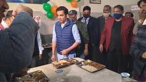 ಮಾಜಿ ಕ್ರಿಕೆಟಿಗ ಗೌತಮ್ ಗಂಭೀರ್ ಅವರಿಂದ "ಜನ್ ರಸೋಯಿ" ಕ್ಯಾಂಟೀನ್ ಆರಂಭ: