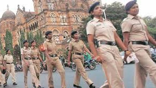 ಮಹಿಳಾ ಕಾನ್ಸ್‌ಟೇಬಲ್‌ಗಳ ಕರ್ತವ್ಯದ ಸಮಯ ಕಡಿಮೆಗೊಳಿಸಿದ ಮಹಾರಾಷ್ಟ್ರ