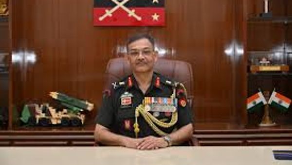ಭಾರತೀಯ ಸೇನೆಯ ಪಶ್ಚಿಮ ಕಮಾಂಡ್‌ನ ನೂತನ ಮುಖ್ಯಸ್ಥರಾಗಿ ಲೆಫ್ಟಿನೆಂಟ್ ಜನರಲ್ ಪುಷ್ಪೇಂದ್ರ ಪಾಲ್ ಸಿಂಗ್ ನೇಮಕ