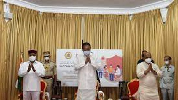 'ವ್ಯಾಕ್ಸಿನೇಟ್ ಇಂಡಿಯಾ ಕಾರ್ಯಕ್ರಮ' ಆರಂಭಿಸಿದ ಉಪರಾಷ್ಟ್ರಪತಿ ವೆಂಕಯ್ಯ ನಾಯ್ಡು