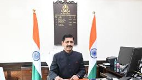 ಡಾ. ಮಾಯಾಂಕ್ ಶರ್ಮಾ ಹಣಕಾಸು ಸಲಹೆಗಾರರಾಗಿ (ರಕ್ಷಣಾ ಸೇವೆಗಳು) ಅಧಿಕಾರ ಸ್ವೀಕಾರ