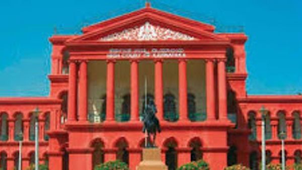 ಕರ್ನಾಟಕ ಉಚ್ಚ ನ್ಯಾಯಾಲಯದಲ್ಲಿ ಬ್ಯಾಕ್ ಲಾಗ್ ಹುದ್ದೆಗಳು ಸೇರಿದಂತೆ ಸಿವಿಲ್ ನ್ಯಾಯಾಧೀಶ ಮತ್ತು ಜಿಲ್ಲಾ ನ್ಯಾಯಾಧೀಶ ಹುದ್ದೆಗಳಿಗೆ ನೇರ ನೇಮಕಾತಿಗಾಗಿ ಆನ್ಲೈನ್ ಮೂಲಕ ಅರ್ಜಿ ಆಹ್ವಾನಿಸಲಾಗಿದೆ