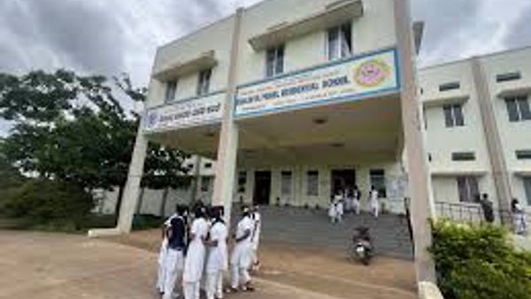 3.5 ಲಕ್ಷ ಎಸ್‌ಟಿ ವಿದ್ಯಾರ್ಥಿಗಳಿಗೆ ನೆರವಾಗಲು 728 ಏಕಲವ್ಯ ಶಾಲೆಗಳ ಸ್ಥಾಪನೆಗೆ ಯೋಜನೆ