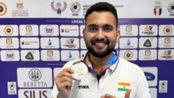 ISSF ವಿಶ್ವ ಚಾಂಪಿಯನ್‌ಶಿಪ್ 2025 : ಅನೀಶ್ ಭನವಾಲಾಗೆ ಬೆಳ್ಳಿ ಪದಕ