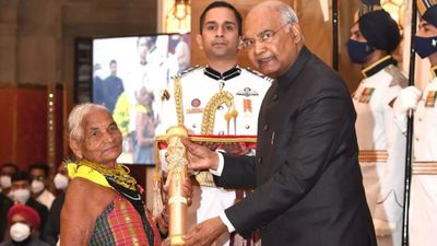 ಕನ್ನಡದ ಪರಿಸರ ಪ್ರೇಮಿ, ಪದ್ಮಶ್ರೀ ಪುರಸ್ಕೃತೆ ತುಳಸಿ ಗೌಡ ನಿಧನ
