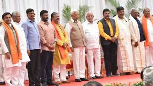 ಕರ್ನಾಟಕ ರಾಜ್ಯ ಸಚಿವ ಸಂಪುಟ ವಿಸ್ತರಣೆ : ಖಾತೆಗಳ ಮರು ಹಂಚಿಕೆ
