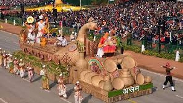 ಗಣರಾಜ್ಯೋತ್ಸವ ಪರೇಡ್ : ಅಸ್ಸಾಂ ಟ್ಯಾಬ್ಲೋ ಗೆ 'ಅತ್ಯುತ್ತಮ ಸ್ತಬ್ಧಚಿತ್ರ' ಪ್ರಶಸ್ತಿ